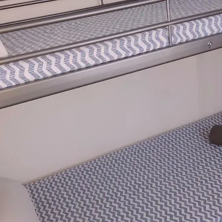 Con Piscina ホームステイ